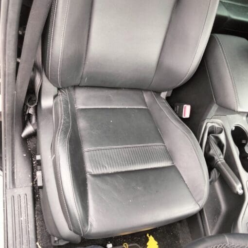 FORD RANGER 2018-2022 DRIVER SIDE RIGHT FRONT LEATHER SEAT COMPLETE IN GREY - Image 2