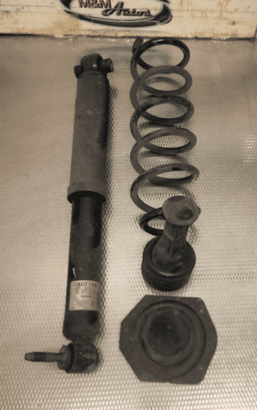 NISSAN QASHQAI J11 2018-2021 1.3L PETROL SHOCKER DAMPER COIL SPRING RUBBER SET