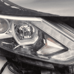 NISSAN QASHQAI J11 2014-2019 DRIVER SIDE FRONT HALOGEN HEADLIGHT 100-18014