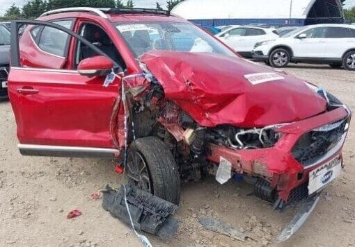 MG ZS EXCLUSIVE 2022 1.0LTR PETROL MANUAL BREAKING WHEEL NUTS FOR SPARES RED ETC - Image 2