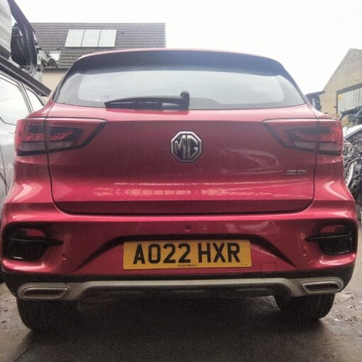 MG ZS EXCLUSIVE 2022 1.0LTR PETROL MANUAL BREAKING WHEEL NUTS FOR SPARES RED ETC - Image 3