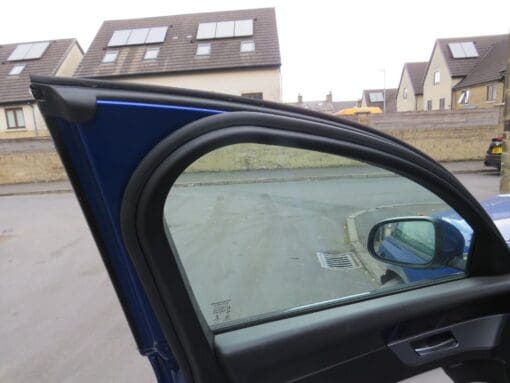 JAGUAR XF 2015-2021 N/S/F PASSENGER SIDE FRONT DOOR COMPLETE *NO WING MIRROR* - Image 4