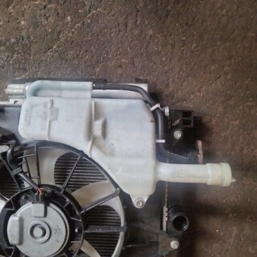 HONDA JAZZ MK4 2014-2019 1.3 PETROL WATER & A/C RAD WITH FANS 7101-T5C0-0000-M - Image 3