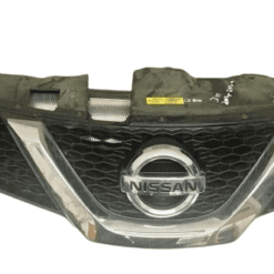 NISSAN QASHQAI J11 2014-2020 FRONT BUMPER GRILL WITH CAMERA CHROME BADGE DAMAGED
