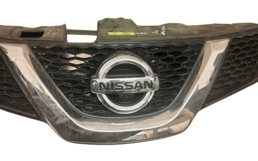 NISSAN QASHQAI J11 2014-2020 FRONT BUMPER GRILL WITH CAMERA CHROME BADGE DAMAGED - Image 5