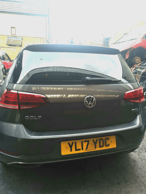 VW VOLKSWAGON GOLF MK 7.5 2017-2020 REAR TAILGATE WITH GLASS ONLY GENUINE