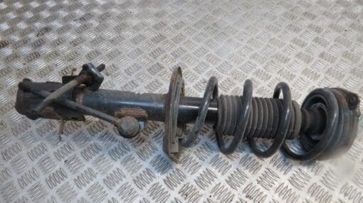 NISSAN JUKE 2014-2019 O/S/F DRIVERS SIDE FRONT SUSPENSION SHOCKER STRUT LEG