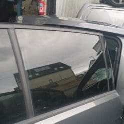 VW VOLKSWAGON GOLF MK 7.5 2017-2020 O/S/R DRIVERS SIDE REAR DROP GLASS TINTED
