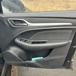 MG ZS MK2 SUV 2017-2022 O/S/F DRIVERS SIDE FRONT RIGHT LEATHER DOOR CARD TRIM
