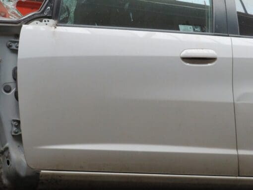 HONDA JAZZ MK3 200-201 N/S/F PASSENGER SIDE FRONT DOOR SHELL PANEL ONLY - Image 2