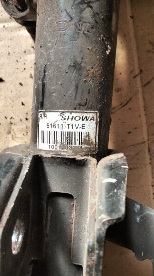 HONDA CR-V 2014-2018- 1.6 I-DTEC DRIVER SIDE FRONT SUSPENSION STRUT 51611-T1V-E - Image 2