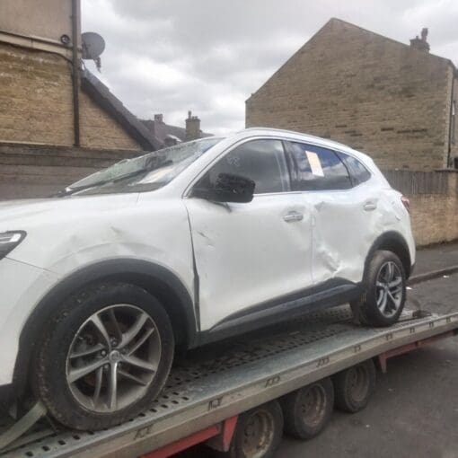 MG HS 2018-2023 1.5 PETROL AUTO BREAKING WHEEL NUTS FOR SPARES WHITE ETC - Image 6