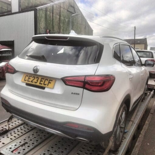 MG HS 2018-2023 1.5 PETROL AUTO BREAKING WHEEL NUTS FOR SPARES WHITE ETC - Image 10