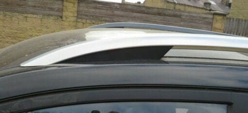 MG ZS MK2 2017-2020 GENUINE ROOF RAIL LUGGAGE CARRIER ROOF BARS SET COMPLETE - Image 2