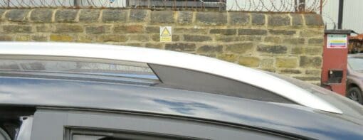 MG ZS MK2 2017-2020 GENUINE ROOF RAIL LUGGAGE CARRIER ROOF BARS SET COMPLETE - Image 5