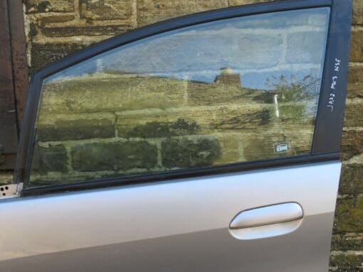 HONDA JAZZ MK3 2008-2014 N/S/F PASSENGER SIDE FRONT LEFT DOOR SHELL COMPLETE - Image 4