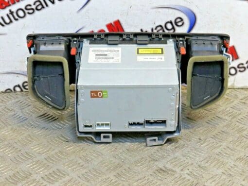 HONDA ACCORD MK8 2008-2014 CD RADIO HEAD UNIT WITH AIR VENTS 39100-TL0-G000 - Image 3