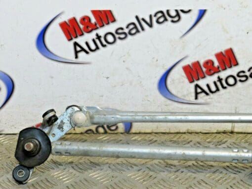 HONDA CR-V MK4 20013-20019 FRONT WINDSCREEN WIPER LINKAGE MOTOR COMPLETE TVO-AR - Image 2