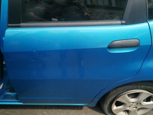 HONDA JAZZ MK3 2008-2015 N/S/R PASSENGERS SIDE REAR LEFT DOOR SHELL DAMAGED - Image 2