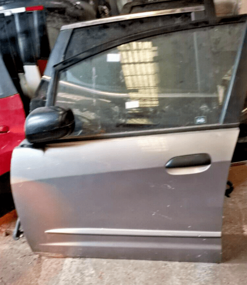 HONDA JAZZ MK3 2008-2013 N/S/F PASSENGER SIDE FRONT LEFT DOOR SHELL IN SILVER
