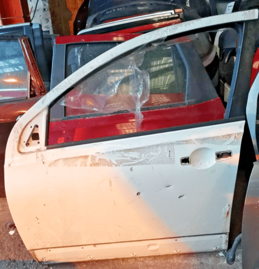 NISSAN QASHQAI J10 2007-2013  N/S/F PASSENGER NEAR SIDE FRONT LEFT DOOR PANEL