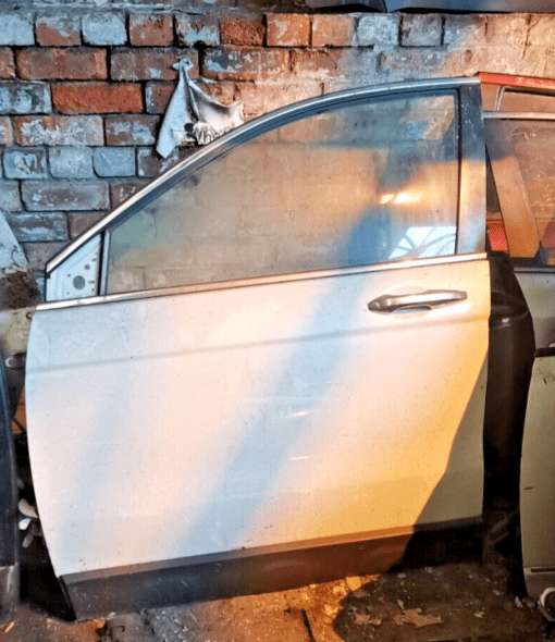 HONDA CR-V 2008-2013 MK3 N/S/F PASSENGER SIDE FRONT DOOR SHELL IN WHITE - Image 2