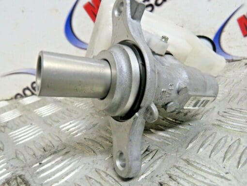 MG ZS MK2 2017-2020 1.0 PETROL GENUINE BRAKE FLUID RESERVOIR UNIT 3EB 8451/B - Image 3