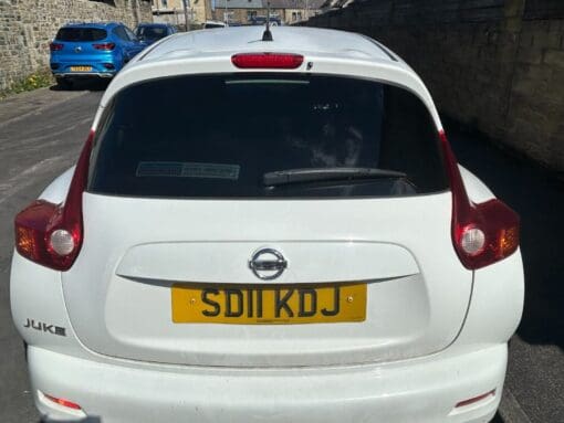 NISSAN JUKE F15 2010-2019 REAR BOOT TAILGATE & GLASS SCREEN BOOT GENUINE WHITE - Image 2