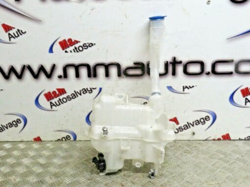 MAZDA 3 2013-2018 2.0 PETROL ENGINE WASHER BOTTLE WITH PUMP GENUINE GHP-96-7481