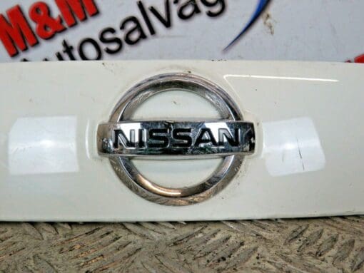 NISSAN JUKE 2014-2019 EXTERIOR TAILGATE HANDLE TRIM CAMERA & NUMBER PLATE LIGHTS - Image 2