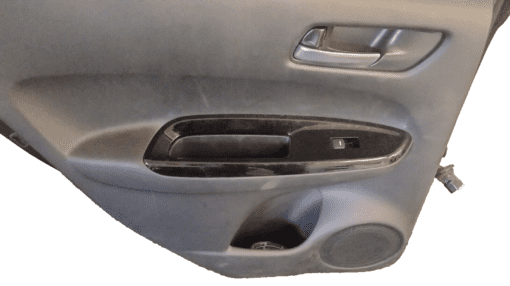HONDA JAZZ MK5 2020-2023 N/S/R PASSENGER SIDE REAR DOOR COMPLETE  *DAMAGED* - Image 7