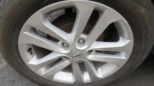 NISSAN JUKE F15 17" 5 SPOKE SPARE ALLOY WHEEL RIM AND TYRE 215/55/R17 - Image 4