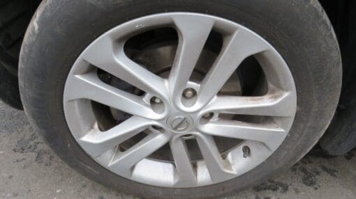 NISSAN JUKE F15 17" 5 SPOKE SPARE ALLOY WHEEL RIM AND TYRE 215/55/R17 - Image 2