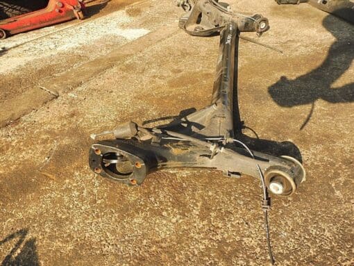 HONDA JAZZ MK4 2015-2020 GENUINE REAR COMPLETE AXEL BEAM - Image 3