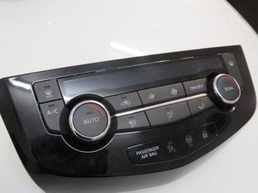 NISSAN QASHQAI J11 2014-2020 GENUINE HEATER CLIMATE CONTROL PANEL 27500-4EA0A - Image 2