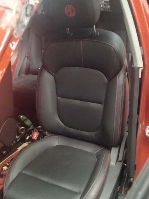 MG ZS  2017-2023 PASSENGER SIDE FRONT LEATHER SEAT IN RED STITCHING GENUINE