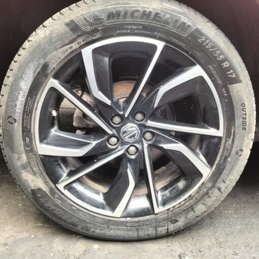 MG ZS 2019-2023 17" 5-SPOKE ALLOY WHEEL RIM WITH TYRE 215/55R17