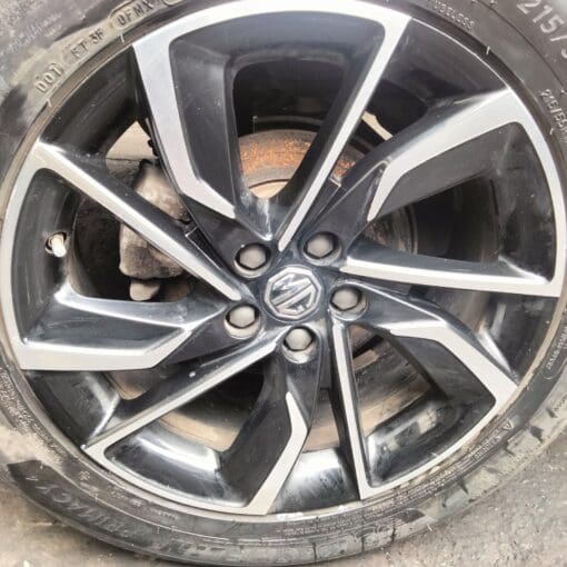MG ZS 2019-2023 17" 5-SPOKE ALLOY WHEEL RIM WITH TYRE 215/55R17 - Image 2