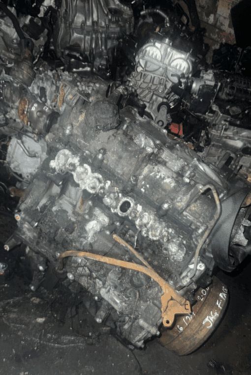 JAGUAR F-PACE 2.0 DIESEL ENGINE COMPLETE SLIGHTLY BURNT CASING SPARE OR REPAIRS