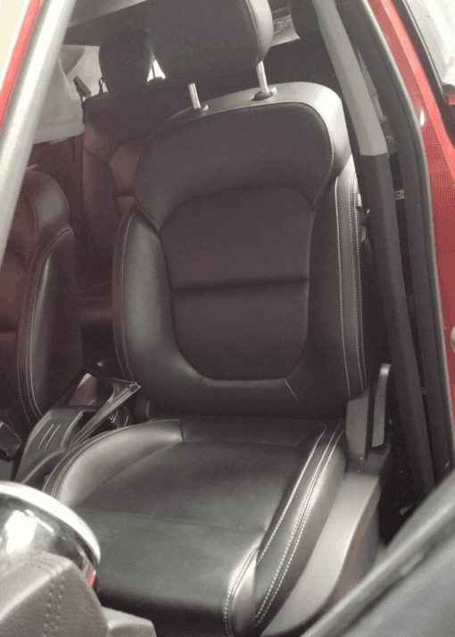 MG ZS  2017-2023 PASSENGER SIDE FRONT LEATHER SEAT IN WHITE STITCHING GENUINE