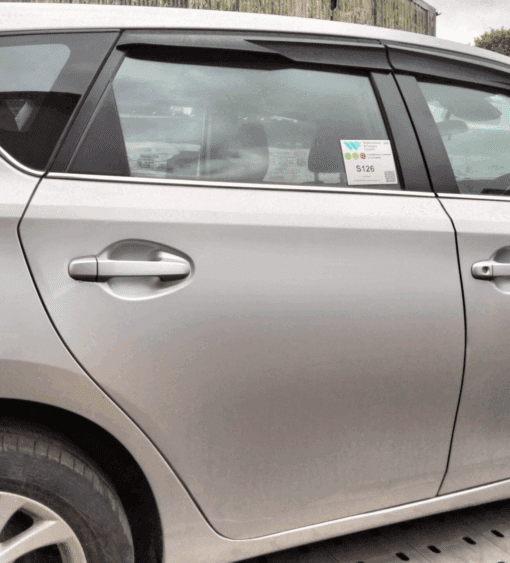 TOYOTA AURIS 2014-2018 DRIVER SIDE REAR DOOR SHELL ONLY IN SILVER