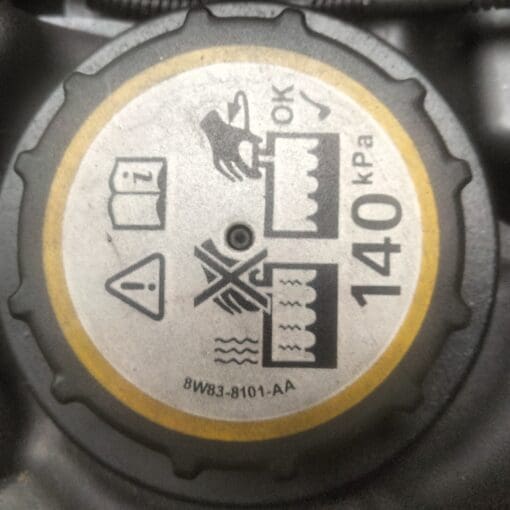JAGUAR XF 2015-2021 2.0LTR DIESEL  COOLANT EXPANSION TANK BW83-8101-AA - Image 2