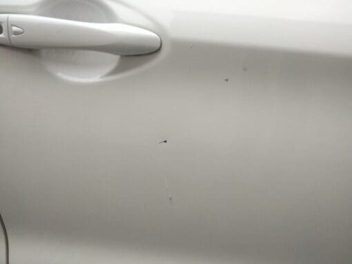 NISSAN QASHQAI J11 2014-2020 DRIVER SIDE FRONT DOOR SHELL IN WHITE - Image 2