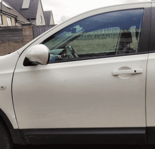 NISSAN QASHQAI J10 2007-2013 PASSENGER SIDE FRONT LEFT DOOR SHELL IN WHITE