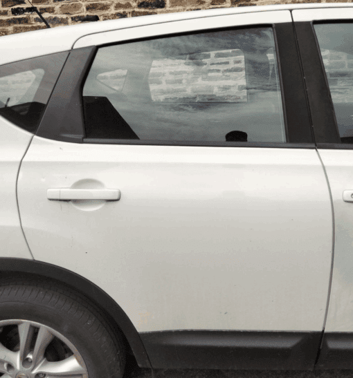 NISSAN QASHQAI J10 2007-2013 DRIVER SIDE REAR RIGHT DOOR SHELL IN WHITE