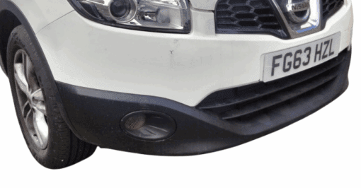 NISSAN QASHQAI J10 2007-2013 FRONT BUMPER WITH FOG LIGHTS | GOOD CONDITION - Image 2