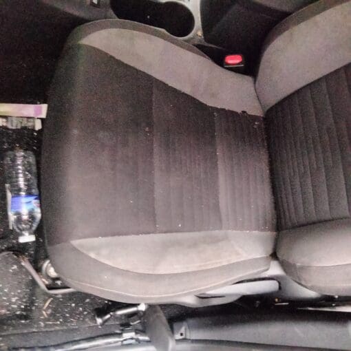 TOYOTA AURIS 2014-2018 1.8LTR AUTO HYBRID PASSENGER SIDE FRONT SEAT IN FABRIC - Image 2