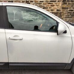 NISSAN QASHQAI J10 2007-2013 DRIVER SIDE FRONT RIGHT DOOR SHELL IN WHITE
