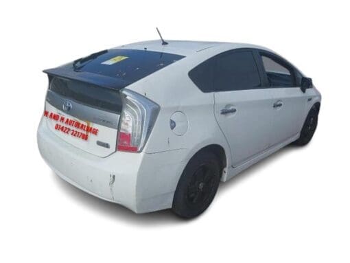 TOYOTA PRIUS 2013  1.8LTR  AUTO HYBRID BREAKING WHEEL NUTS FOR SPARES WHITE