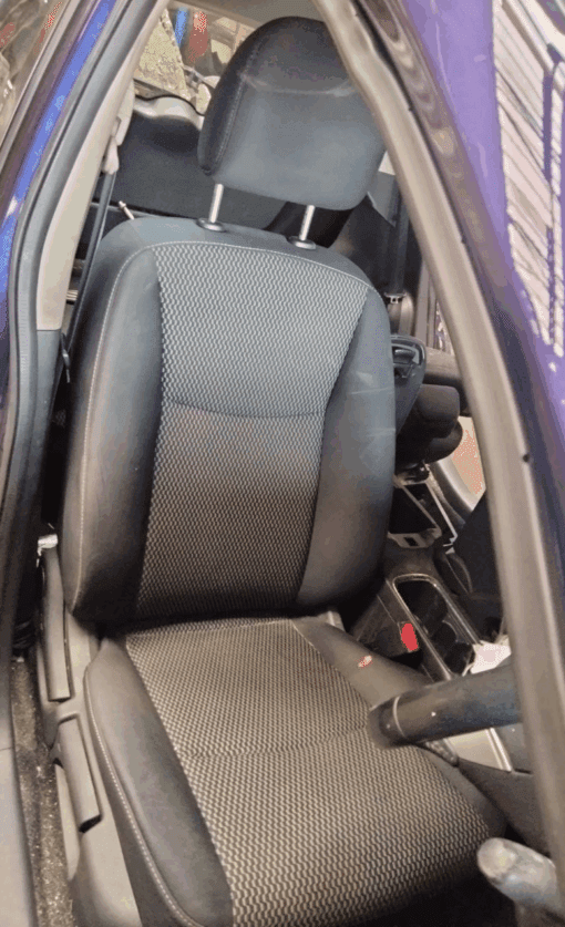 NISSAN PULSAR MK3 2013-2018 DRIVER SIDE FRONT SEAT COMPLETE